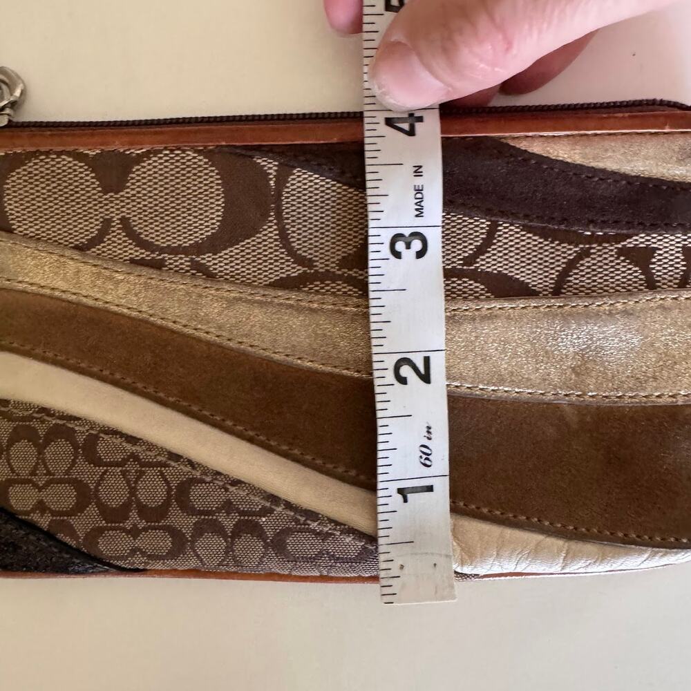 Coach Vintage Y2K Wave Patchwork Brown Tan Signature Metallic Wristlet Clutch - Picture 6 of 8